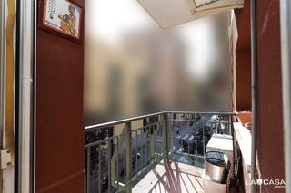 Pis a Carrer d'Elkano