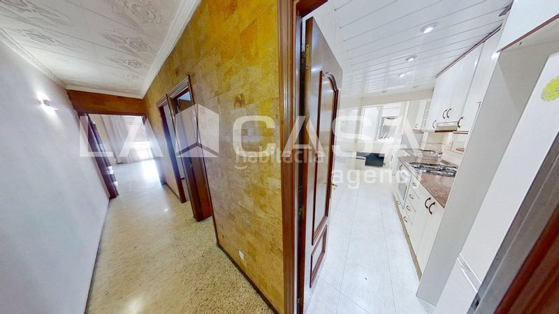 Foto b1b4a8ab-4cd3-4139-af60-90f1137382c0. Pis a El Clot Barcelona