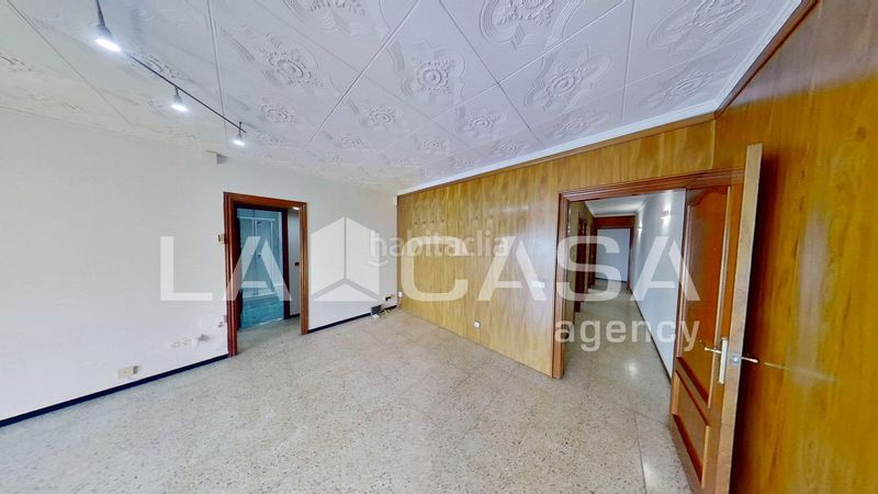 Foto b4ea05fe-f3b9-4675-8fd2-531e0092a314. Pis a El Clot Barcelona