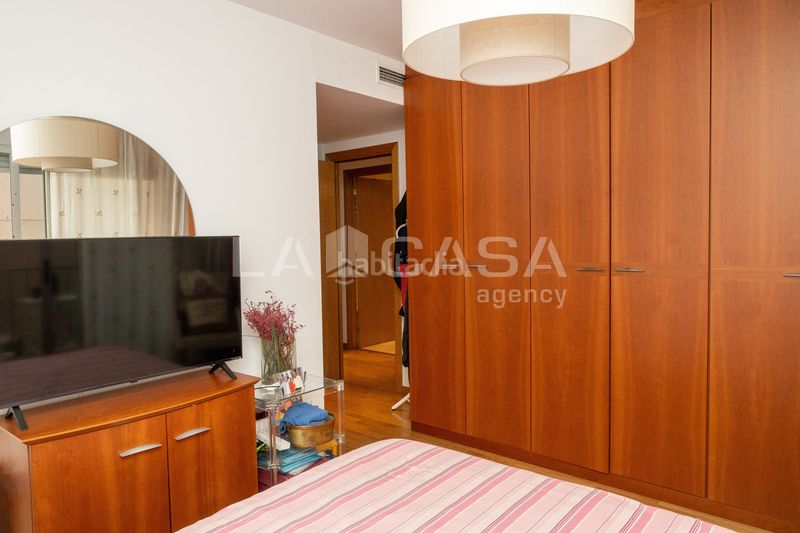 Foto da9ba772-2230-483d-a956-fb7a6cba618f. Pis amb calefacció aparcament a Vilapicina - Torre Llobeta Barcelona