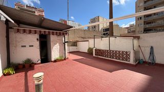 Casa en El Camp de l´Arpa del Clot