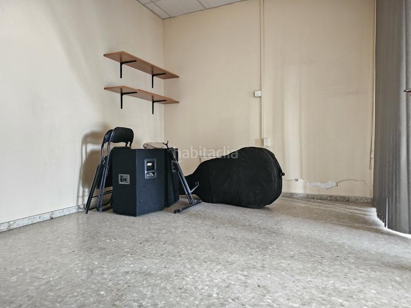 Foto fbbe1fe1-2e5e-4d8c-afe9-bf87e2d65457. Alquiler local comercial  en excelente zona en Castellón de la Plana