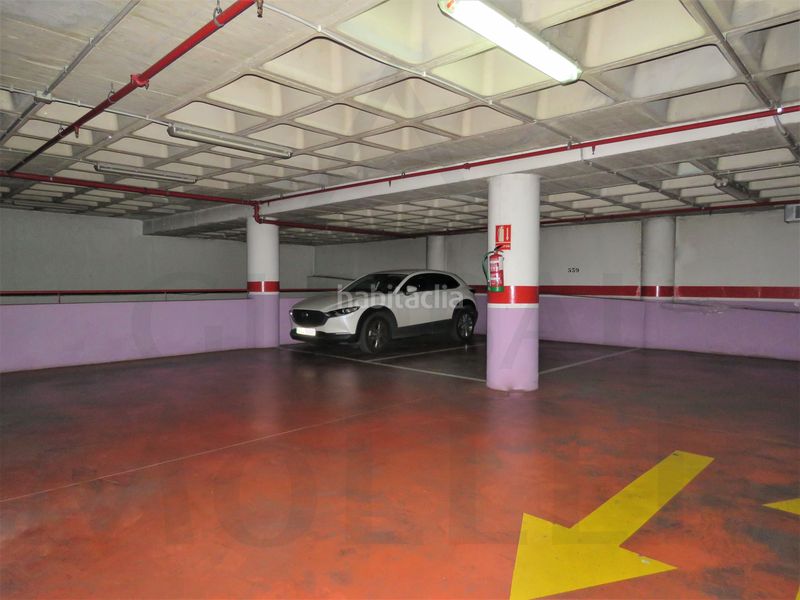 Foto 8df9035e-c4e0-41bb-a4fc-f342388259e5. Aparcament cotxe a calle gisbert 7 a Casco Antiguo Cartagena