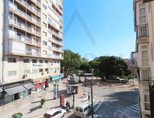 Oficina a Calle Salitre 24