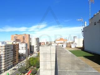 Dachwohnung in Alameda de san antón 4a. Con 2 plazas de garaje y trastero