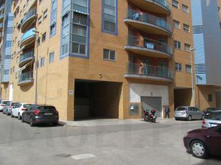 Lloguer Aparcament cotxe  Calle doctor lópez ibor. Plaza de garaje en ciudad jardín