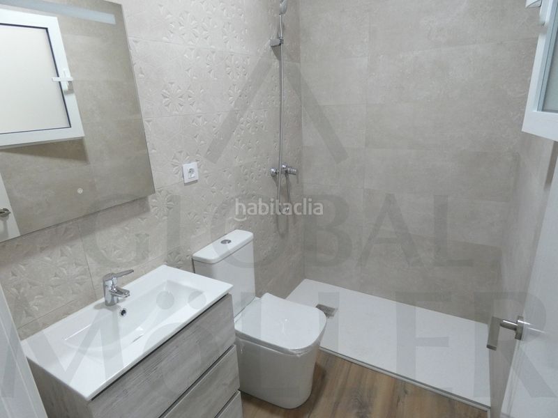 Foto e4342478-bce6-47da-9a0d-d5cbfc15f30e. Piso en calle de la serreta 16 en Casco Antiguo Cartagena