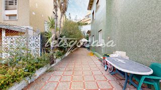 Casa  Carrer de dalmau de creixell. Casa con 4 habitaciones con parking, piscina, calefacción, aire