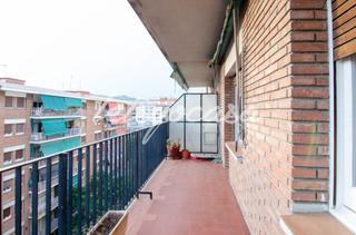 Piso  Carrer de concepción arenal. Piso con terraza en sant andreu