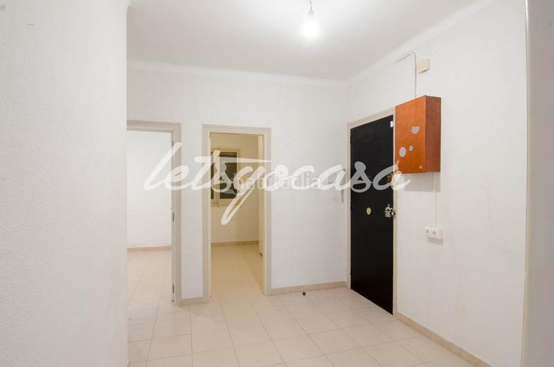 Foto 1c1a24f3-b5e6-484d-94da-03464f87b8f9. Pis a La Sagrera Barcelona