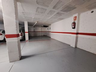 Car parking  Carrer de joanot martorell. ¡parking doble!