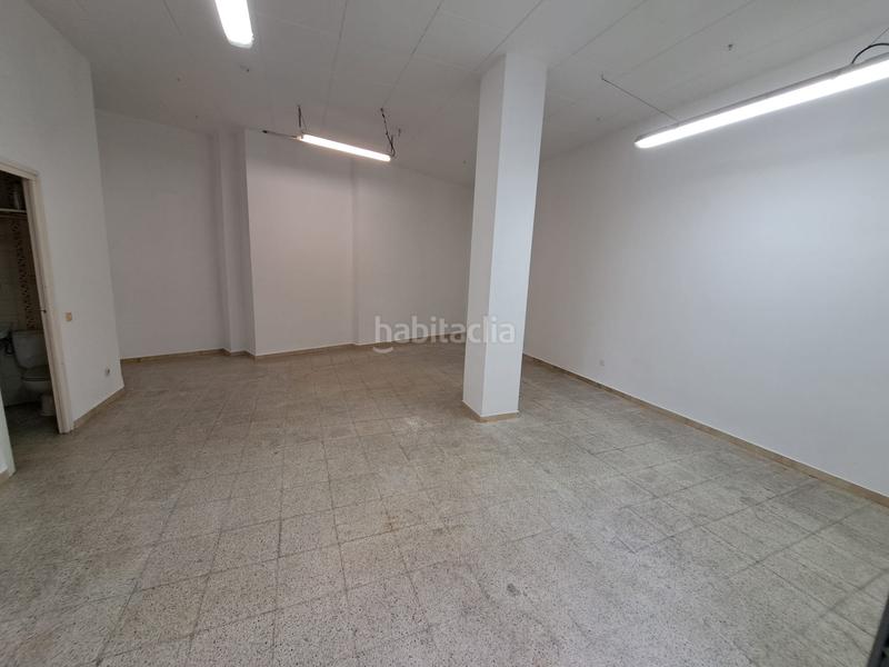 Foto f02a7ef8-a9b3-4263-a5cf-2f9eccf965ab. Alquiler local comercial local pequeño. en Peramàs Mataró
