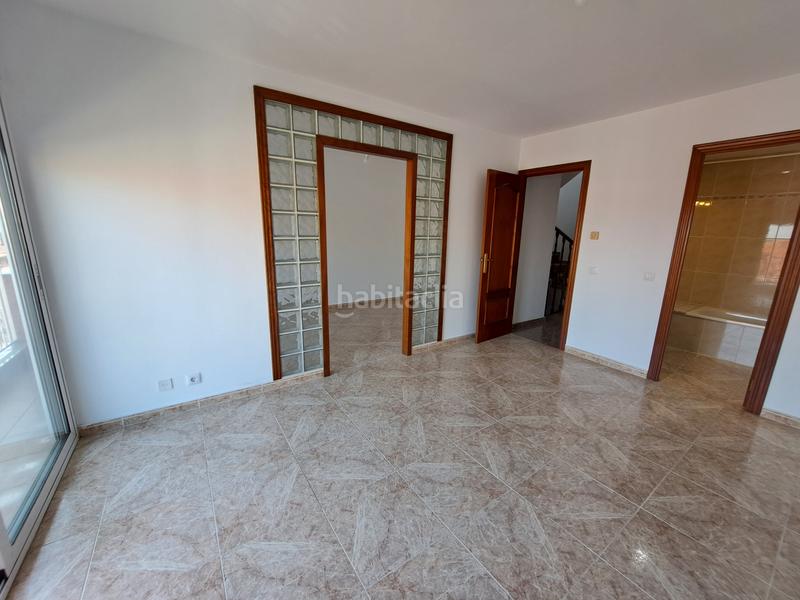 Foto 7f5ec507-2842-410d-969a-76679190e49b. Location maison jumelée avec cheminée chauffage parking dans Mataró