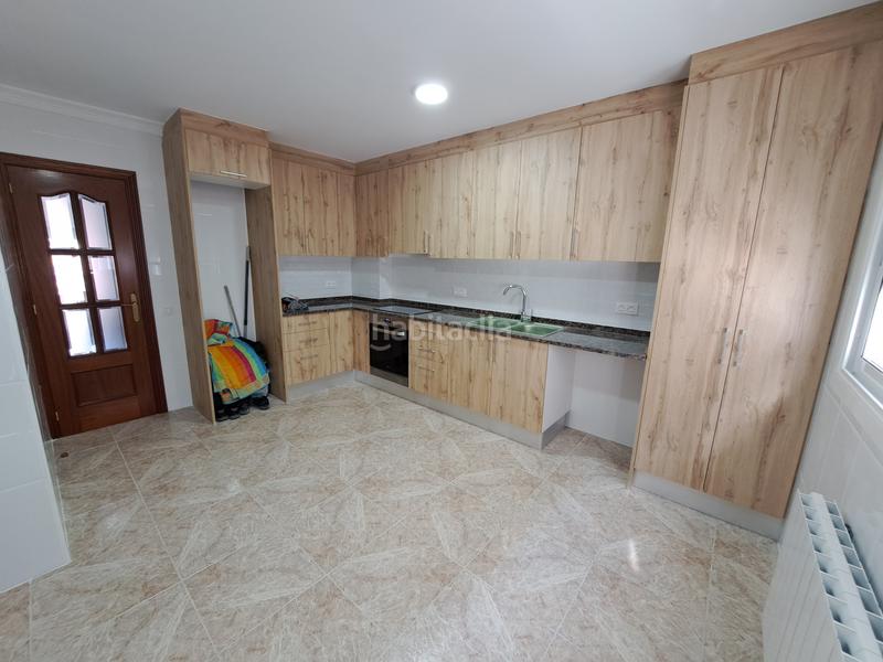 Foto 9a54ba6d-02fb-4a56-a0f5-00dd84498a57. Location maison jumelée avec cheminée chauffage parking dans Mataró