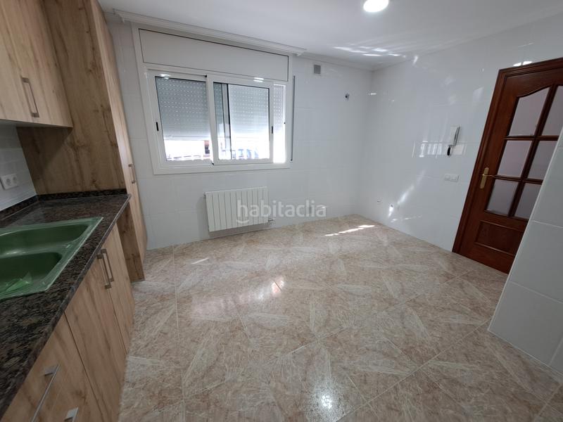 Foto a73e1bd2-119f-4765-b28b-edc84aa72273. Location maison jumelée avec cheminée chauffage parking dans Mataró