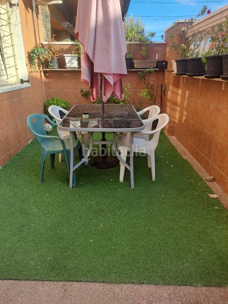 Foto da984efe-0cff-4ffa-ab45-bcd00a8bfa27. Casa adossada amb calefacció a Els Molins Mataró