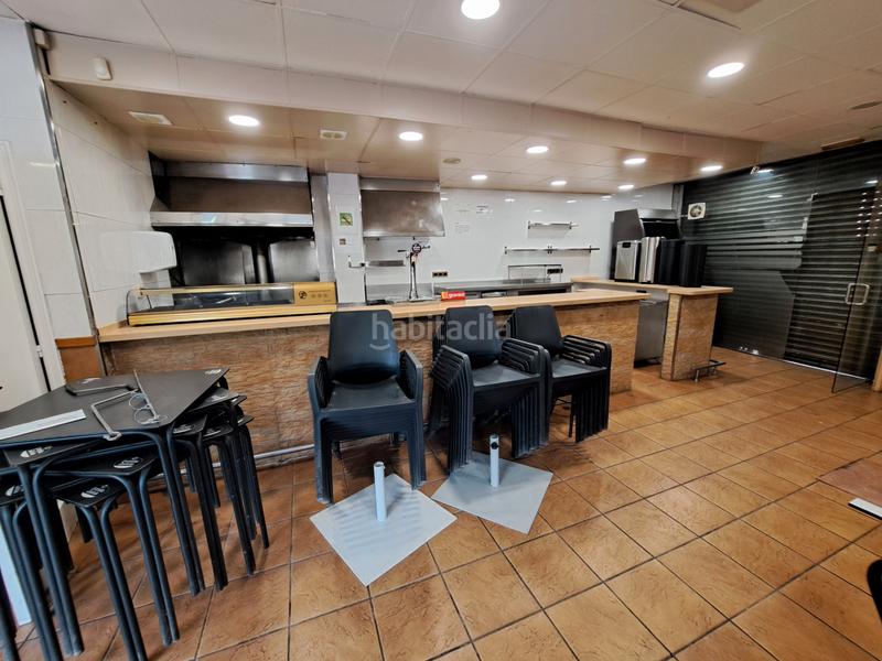 Foto 05dc6391-b8aa-4cc5-9673-89b783d1cbbb. Alquiler local comercial en carrer càceres 11 bar en alquiler! en Mataró