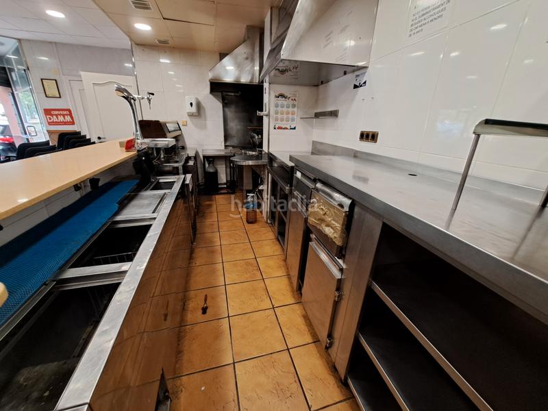 Foto 3e7e77d5-6b09-4f7d-8f99-37d4c9c78143. Alquiler local comercial en carrer càceres 11 bar en alquiler! en Mataró