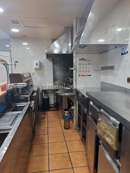 Foto c5ebd624-c1dc-4d38-9a64-d6028b3c2c19. Alquiler local comercial en carrer càceres 11 bar en alquiler! en Mataró