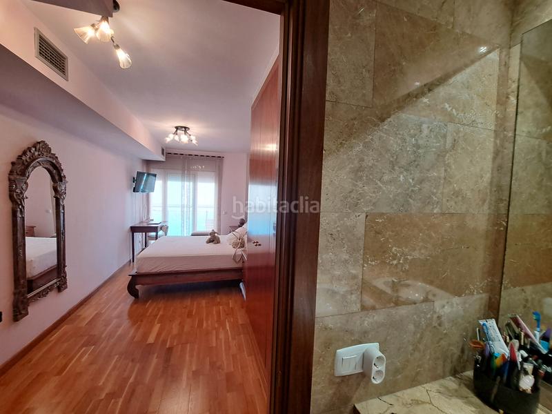 Foto 1cc4494c-1186-4b1f-96bd-4e15a0cb1d06. Dachwohnung mit heizung in Via Europa - Parc Central Mataró