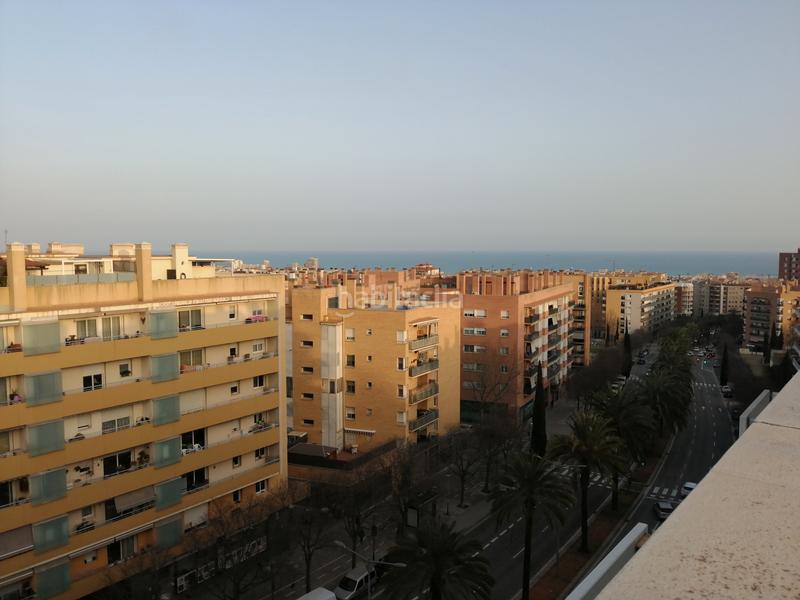Foto 4d04f0c2-63a9-4f7e-bdb0-2ce4c89b6aa9. Dachwohnung mit heizung in Via Europa - Parc Central Mataró