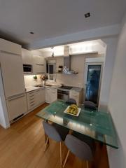 Appartement  Avinguda del maresme. Encantador dúplex a solo un minuto de la playa!