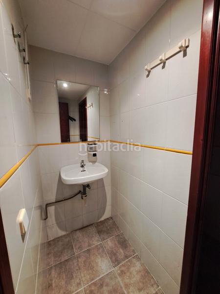 Foto 3e4b3122-5ed6-42dd-aa3a-eac17ebe1a02. Alquiler local comercial ¡oportunidad de alquilar un local comercial a pie de calle! en Mataró