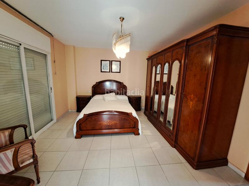 Foto 0d297563-f00c-4b7b-8c04-6036715cb9c1. Casa adossada amb xemeneia calefacció aparcament a Mataró