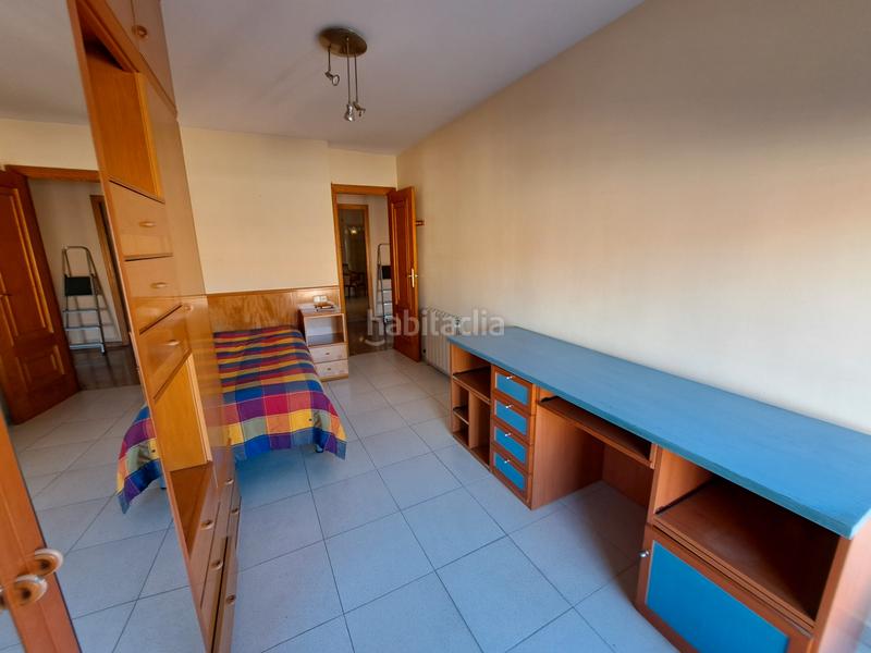 Foto 10ce2d6d-c211-41a1-9c8a-a2da82f4e6d6. Casa adossada amb xemeneia calefacció aparcament a Mataró