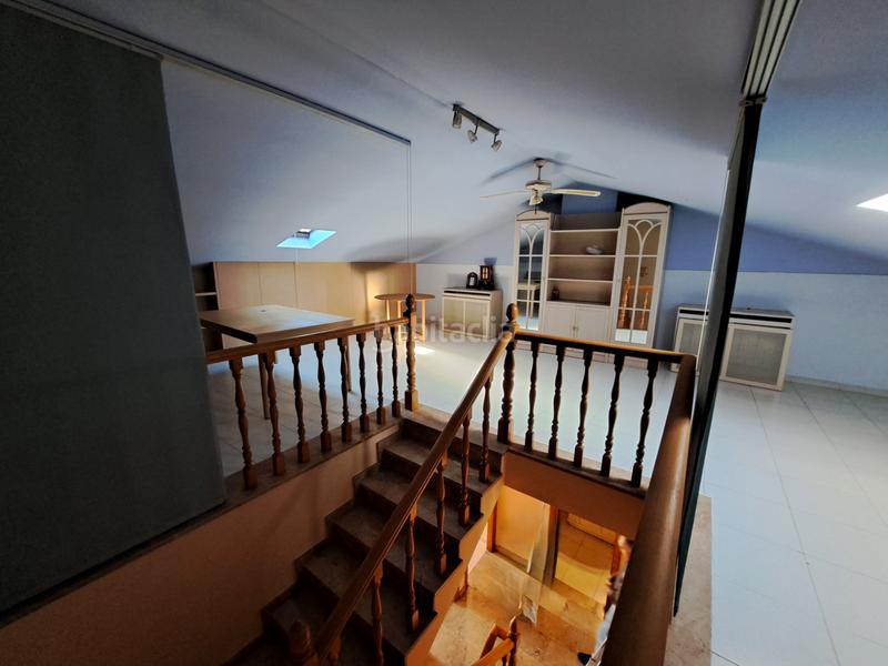 Foto 152a1170-de73-4bf0-a36f-e3c9b6a21a35. Casa adossada amb xemeneia calefacció aparcament a Mataró