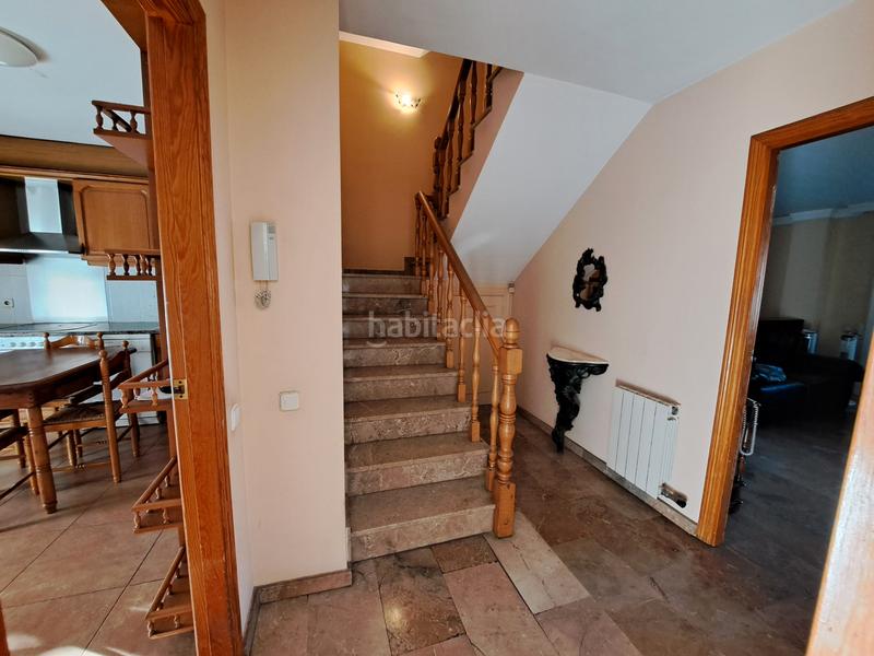 Foto 39984989-5794-4ddf-b971-01f9ef27f515. Casa adossada amb xemeneia calefacció aparcament a Mataró