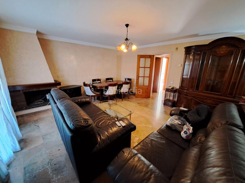 Foto da9dba4f-e565-4f5e-be5e-6d102ecfb3ec. Casa adossada amb xemeneia calefacció aparcament a Mataró