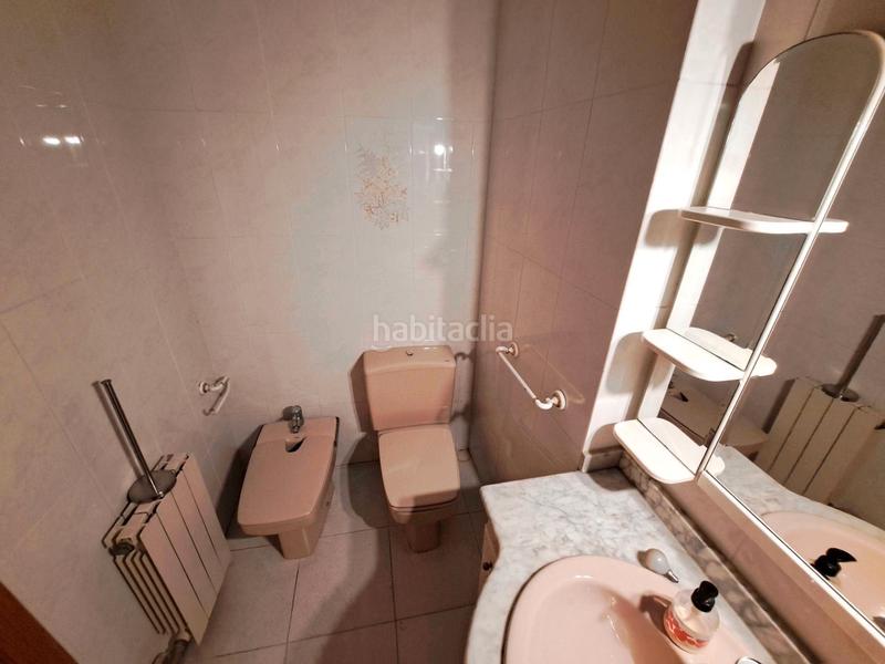 Foto de7d08a7-41db-4643-a8fb-e3857dd54594. Casa adossada amb xemeneia calefacció aparcament a Mataró