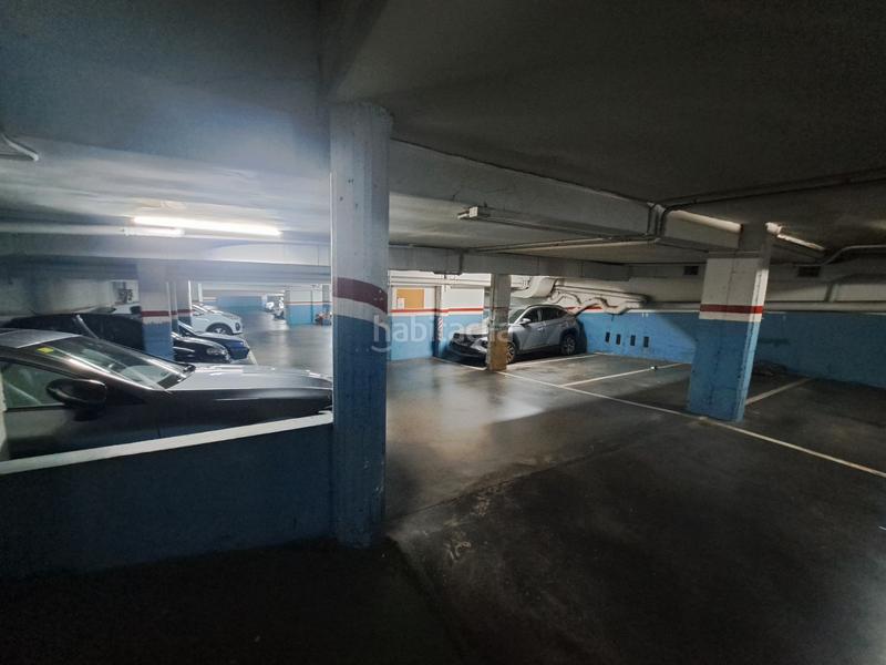 Foto 8af92d71-d04a-4d90-af89-b20451a549a6. Car parking in carrer joan salvat papasseit 10 in Mataró