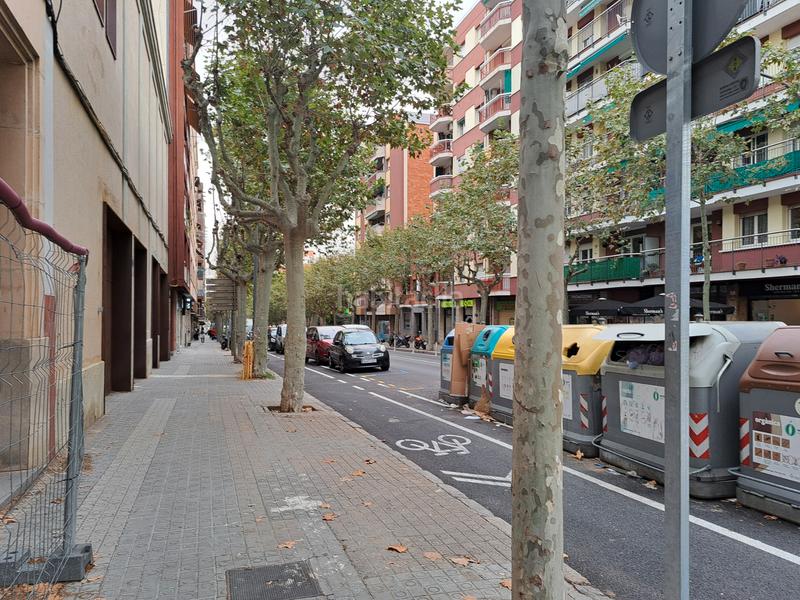 Foto e2e44d0c-2c35-45c2-ba38-a94ea2b6113b. Parking voiture dans ronda d'alfons x el savi 25 dans Mataró
