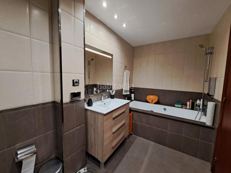 Foto 391c6d02-176b-4b21-b184-0cdc3df65e37. Reihenhaus mit kamin heizung parking in Camí de la Serra Mataró