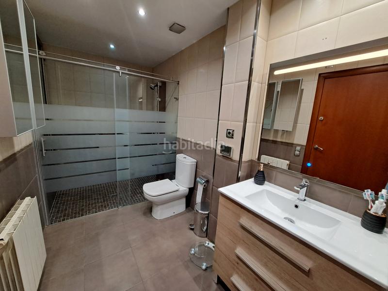 Foto 51d0cde0-76ea-465c-843a-960091e8ce44. Reihenhaus mit kamin heizung parking in Camí de la Serra Mataró