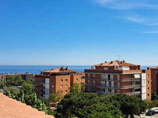 Casa a schiera  Carrer joan fuster. En una de las mejores zonas de la ciudad!