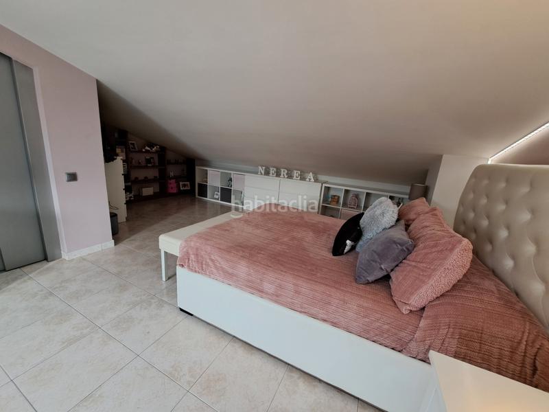 Foto 61467ac9-0719-4bf1-b2ad-f0ee14f0f343. Reihenhaus mit kamin heizung parking in Camí de la Serra Mataró