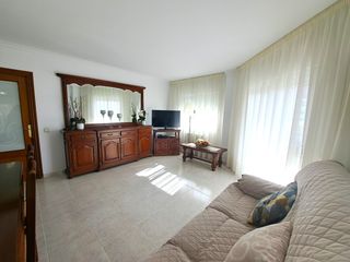 Pis  Carrer joan fuster. Piso familiar con vistas espectaculares!