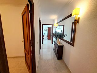 Pis  Carrer joan fuster. Piso familiar con vistas espectaculares!