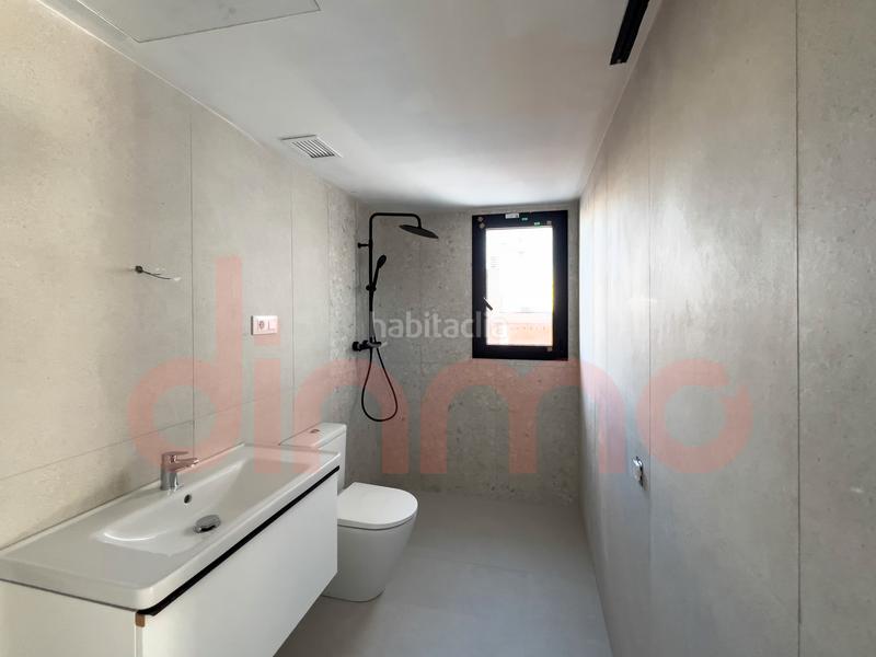Foto 1ac9b0a9-52f7-4b20-8e5f-7450fa573ee1. Àtic amb calefacció a Navas Barcelona