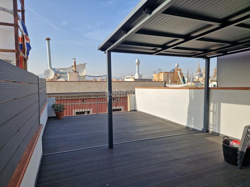 Foto 831f4d8c-f5b3-49ac-a81c-88bf2e96c9f3. Piso  con 81m2 terraza privada en la azotea en Barcelona