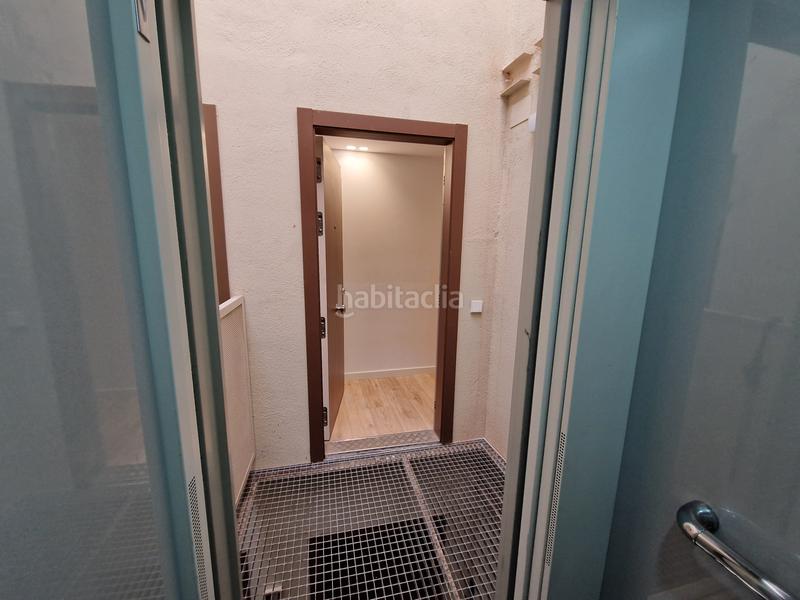 Foto d966e940-8985-4799-8d8a-8c43f93bf207. Piso  con 81m2 terraza privada en la azotea en Barcelona