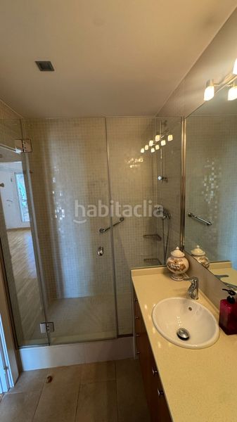 Foto 06b83700-2b2d-4768-bbe8-28a176a56627. Àtic amb xemeneia a Sant Gervasi - Bonanova Barcelona