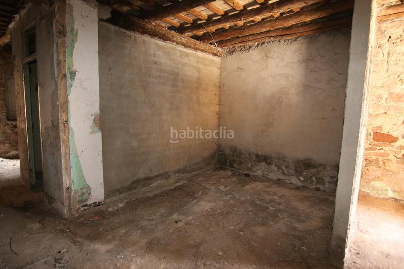 Foto 6cd1e5dc-6c68-4190-aa85-9613ceedd8cc. Local comercial se vende local , zona la coromina en Cardona
