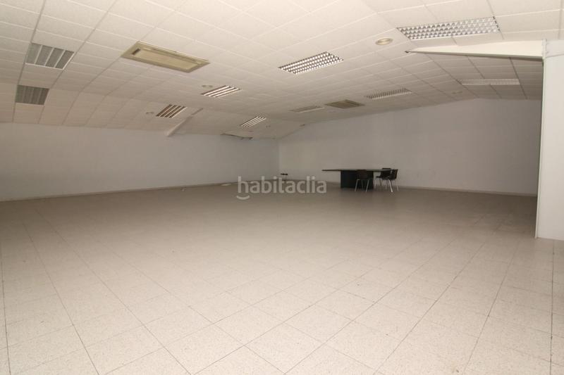 Foto 554008d5-66c7-4b43-affa-087066f933d0. Nave industrial se vende nave industrial , zona molí den rovira en Vilafranca del Penedès