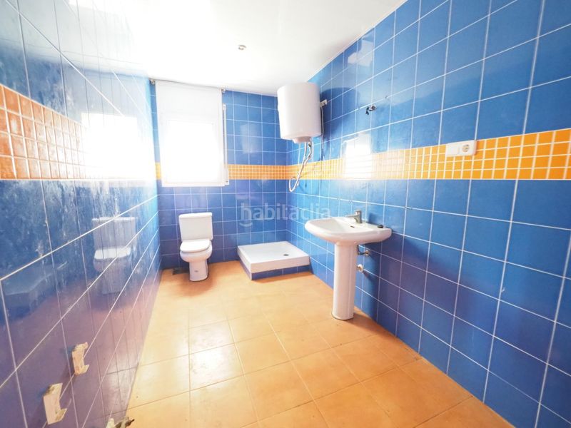 Foto 43aeb26b-883e-4d76-afa6-079bd10a0bbc. Casa amb aparcament a Canyelles