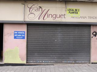 Locale commerciale in Carretera de Vic - Remei. Se vende local comercial en manresa