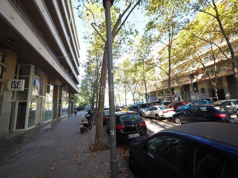 Foto b6ef00ed-fb34-49c6-a4be-3009c86e618b. Locale commerciale in Cementiri Vell Terrassa